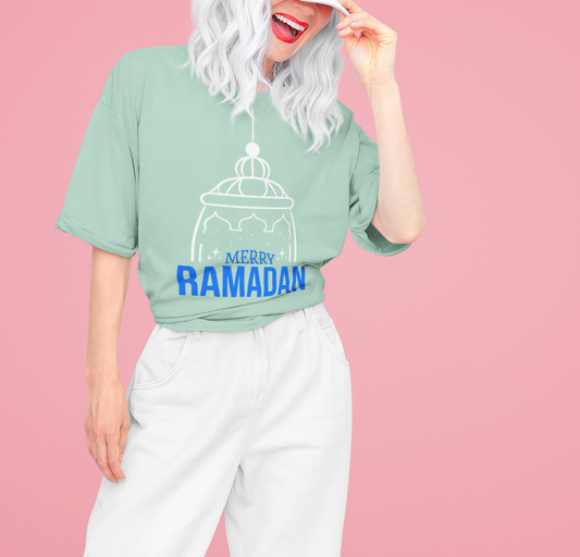 Merry Ramadan Lantern - Oversized T-shirt